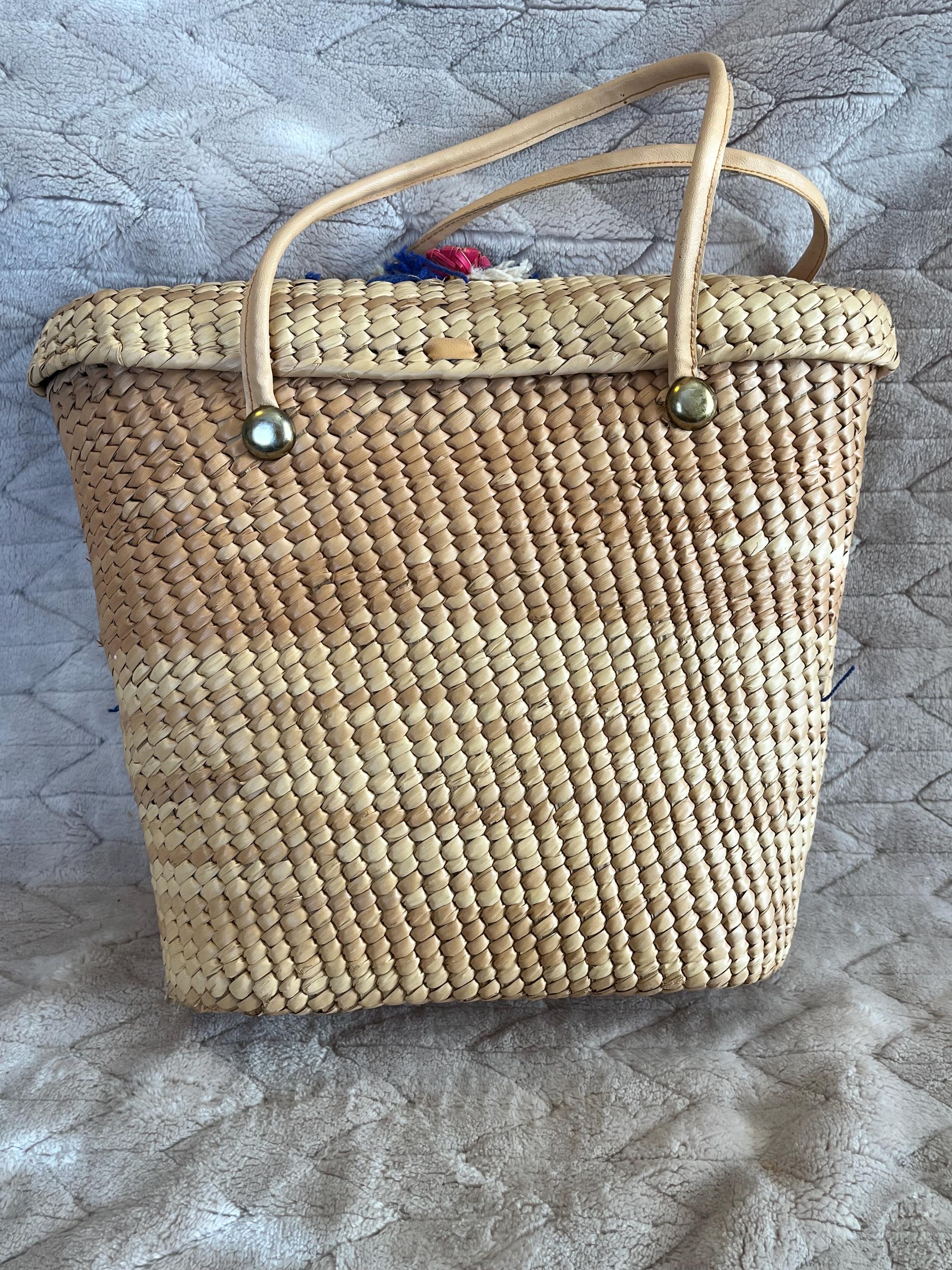 Vintage 1960s Straw Bucket Bag, Embroidered Floral Detail Tote Purse - Etsy
