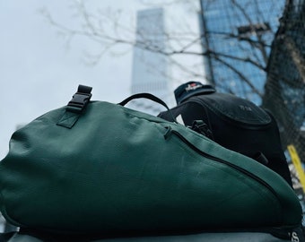 Le sac à dos de bagage de tennis en cuir pur d'aujourd'hui