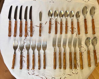 Vintage 70s Wood Handle Flatware Set 28 Pc Rustic Farmhouse MCM Taiwan Stainless