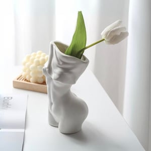 Big Booty Flower Planter, Decorative Flower Arrangement, Great Gift For Artistic Purpose