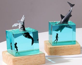 Handmade Ocean Resin Cube – Diver Scene with Whale or Megalodon (Optional LED Base)