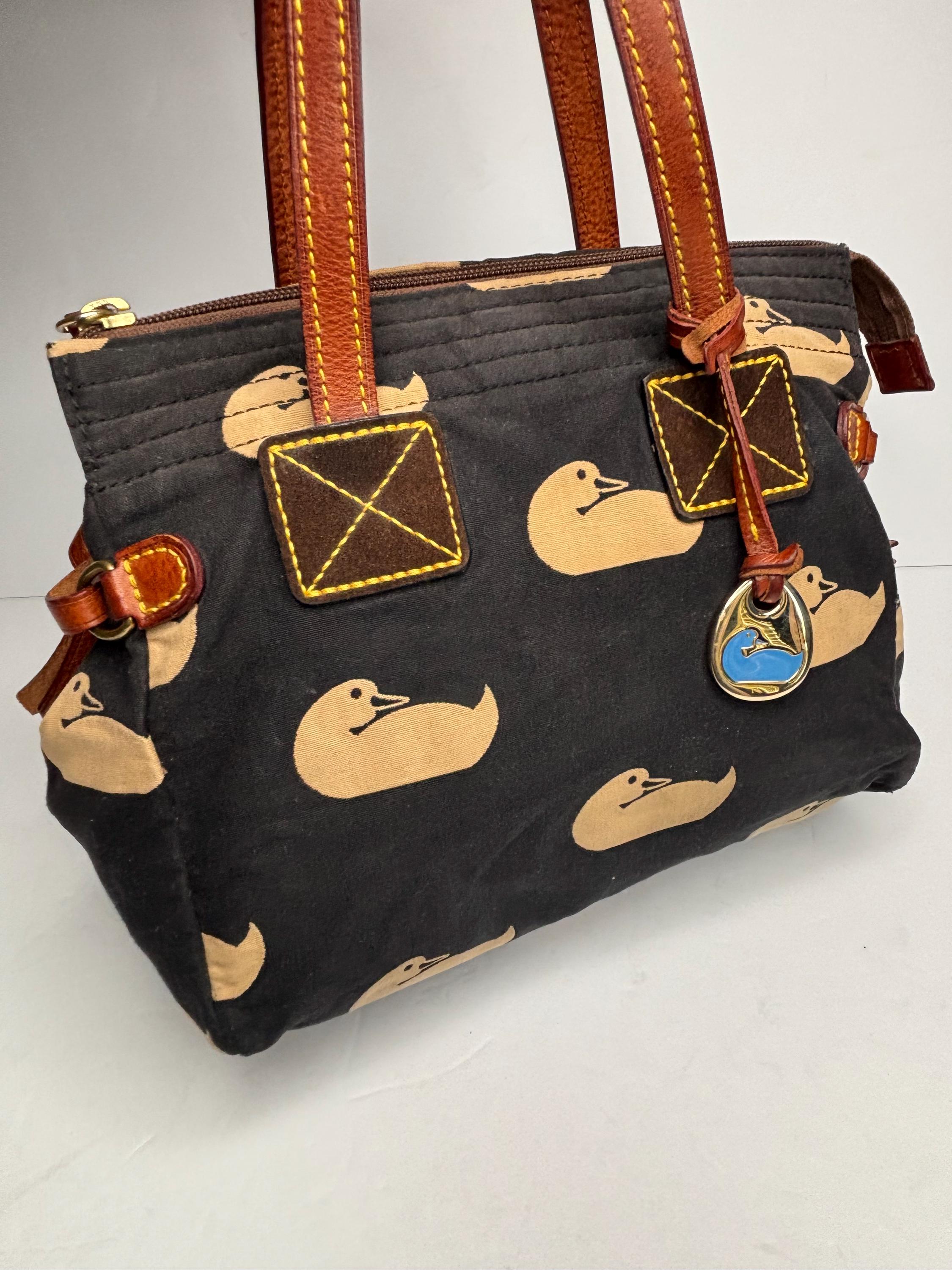 Vintage Dooney & Bourke Classic Signature Black- Beige Duck Bag