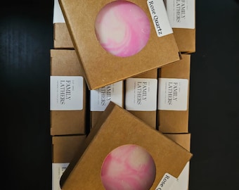 Sabonete de Quartzo Rosa | Sabonete Rosa Artesanal | Sabonete Floral para Presente | Sabonete Artesanal Feito pelo Processo a Frio