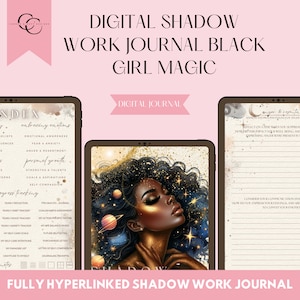 Könnte beinhalten: Ein digitales Journal mit einer schwarzen und goldenen Illustration eines Frauen Gesichts mit Sternen und Planeten im Hintergrund. Der Text "DIGITAL JOURNAL" befindet sich oben auf der Seite. Der Text "FULLY HYPERLINKED SHADOW WORK JOURNAL" befindet sich unten auf der Seite.