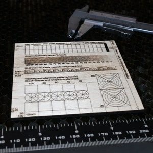 4-in-1 Laserkerf-kalibratie, uitlijning, resolutie/interval en grijswaardentest Lightburn digitaal bestand