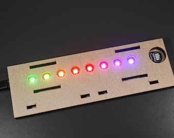 Podstawa RAINBO-8 – plik cyfrowy LightBurn do laserowego wycinania małej, dekoracyjnej podstawy świetlnej z 8 diodami LED