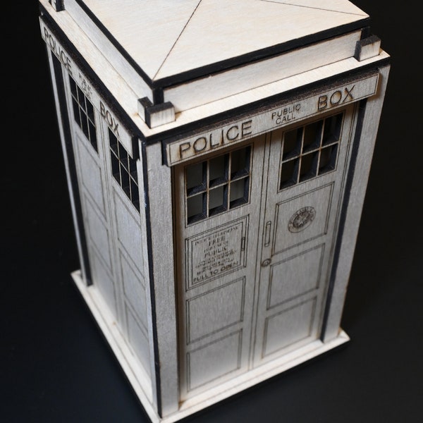 Dr. Who TARDIS Polizei Box - Waage Laser geschnittenes Modell digitale Dateien: SVG, Lightburn (LBRN2)