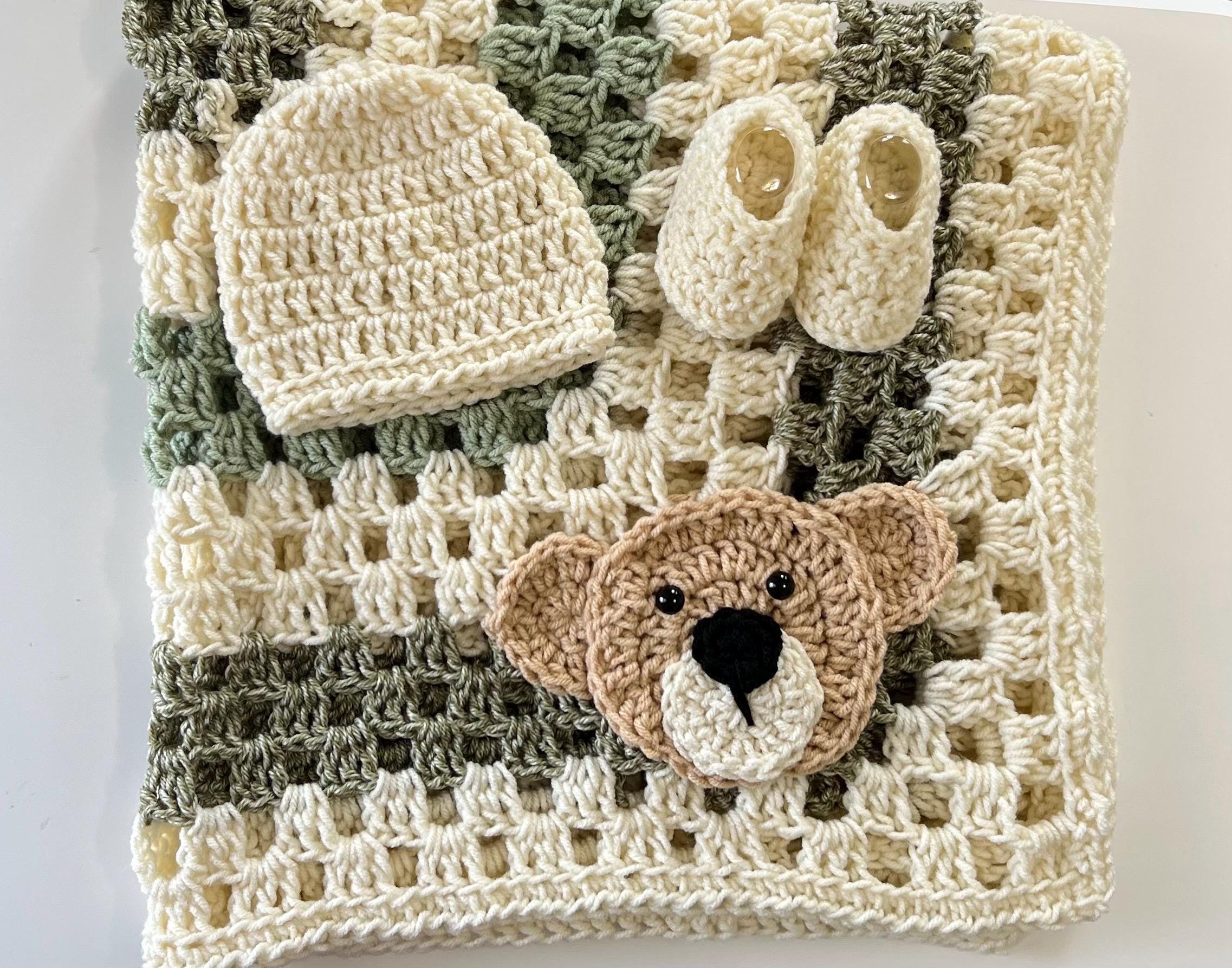 Crochet Baby Blanket Gift Set: Bear Applique Handmade Blanket , Hat and ...