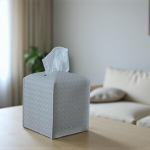 modern napkin holder, tissue box holder, leather tissue holder, tissue box cover, napkin holder, bathroom accessories, leather box, tissue box square,Woven Style , Facial Tissue Box Cover,Woven Checkered Tissue Box Holder,Square Tissue Box Cover