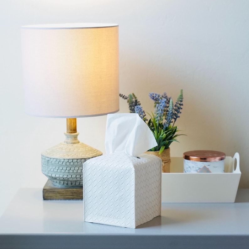 modern napkin holder, tissue box holder, tissue holder, tissue box cover, napkin holder, bathroom accessories, leather box, tissue box square,Woven Style , Facial Tissue Box Cover,Woven Checkered Tissue Box Holder,Square Tissue Box Cover