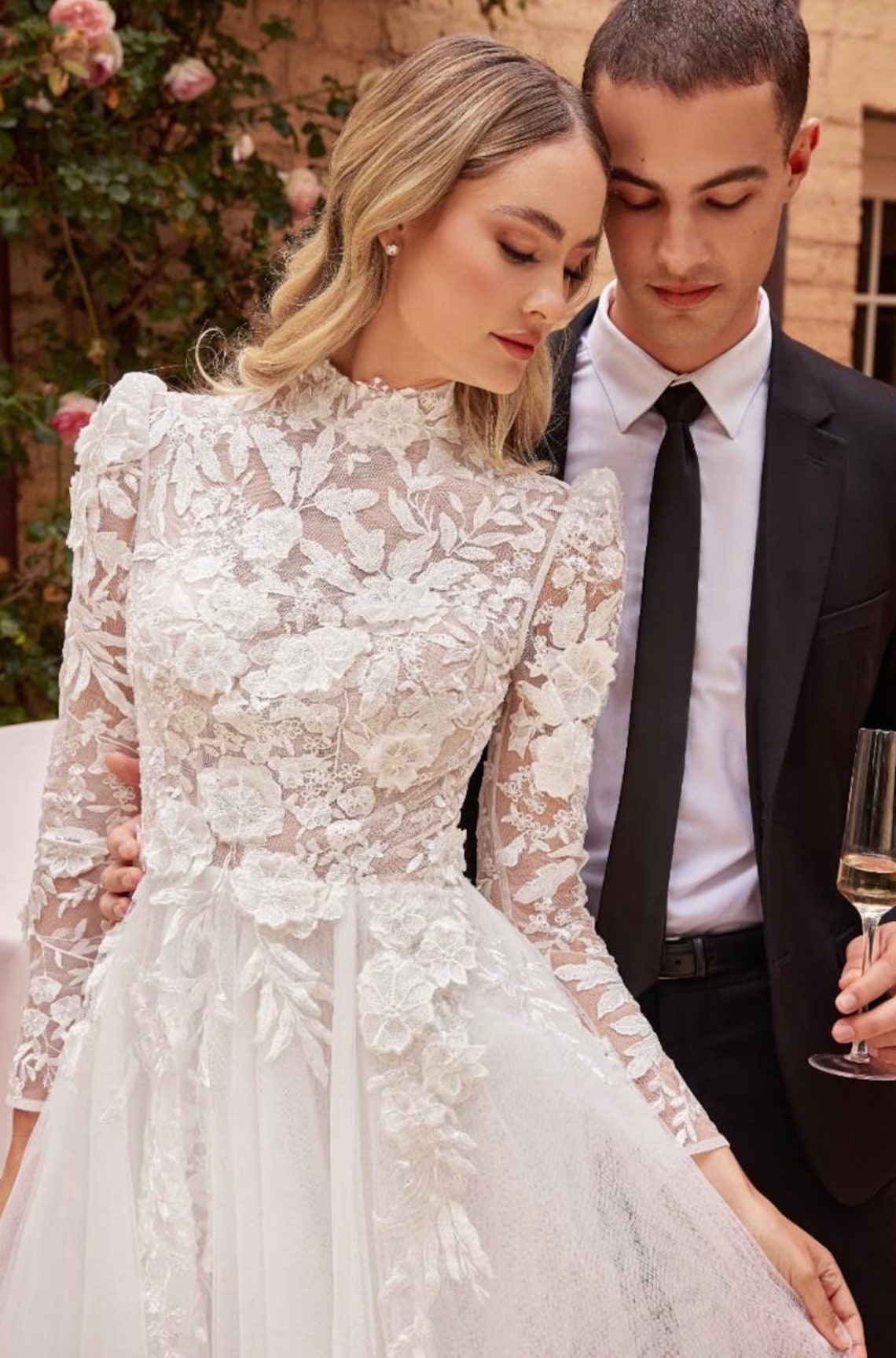 High Neck Long Sleeve Lace Bridal Gown Modest Long Sleeves Wedding 