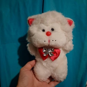 vintage 1990s Kawaii Japanese Plush Cat