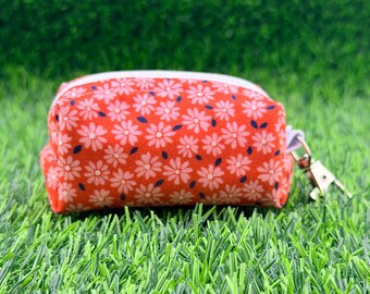 Ditsy Coral Mini Bag/Poop Bag Holder