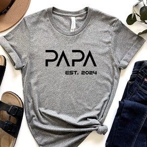 Dad T-Shirt personalized with name and year, Personalized with name,Custom Embroidered Shirt,T-shirt for Men,PAPA Est 2024,Fathers Day Gift