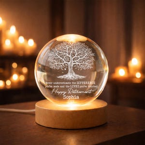 Personalisierte Ruhestand Kristallkugel Licht Nacht, glückliche Ruhestand LED-Licht, kundenspezifische Ruhestand Geschenk für Chef Mitarbeiter, Geschenk im Ruhestand für sie Bild 2