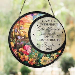 Cadeau de retraite, attrape-soleil en vitrail de retraite personnalisé, souvenir de retraite, floral de retraite, décoration de retraite, cadeau de retraite