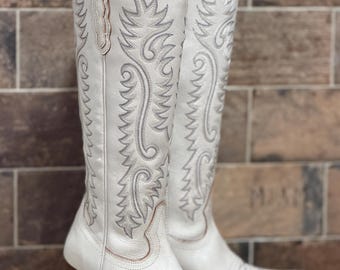 Western Boots, Bridal Boots, Gift for Her, Festival Boots, Rodeo Boots, Cowgirl Boots, Wedding Boots, Western Wedding, Leather, Vintage Boot