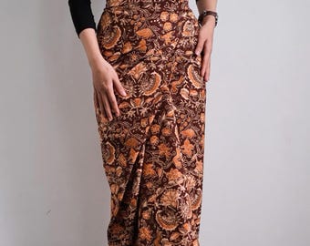 Sarong para mujer: elegante falda batik cruzada hecha a mano para todas las ocasiones