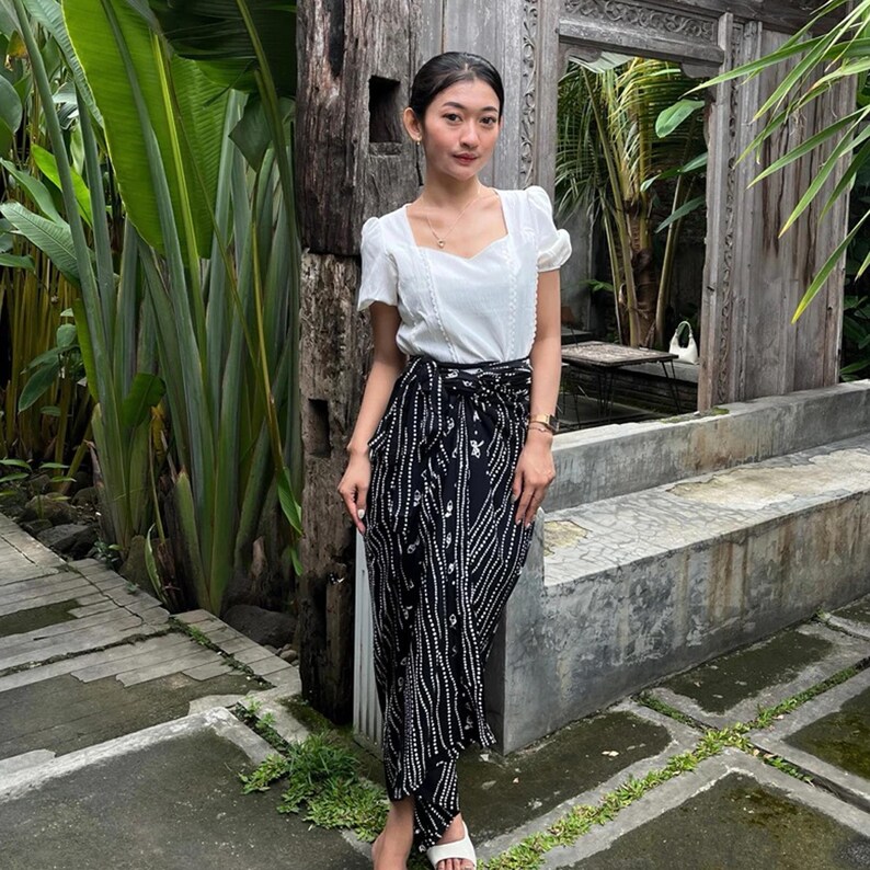 Handmade Batik Wrap Skirt: Boho Rayon Sarong - Indonesian Fashion image 5