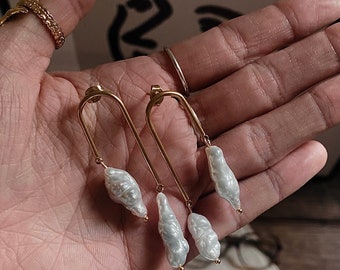 Freshwater pearl earrings