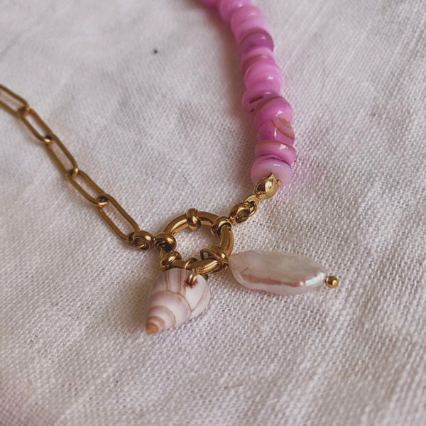 Collier coquillage perles roses