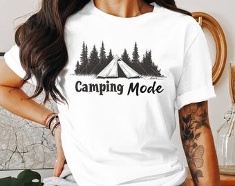 T-shirt Camping Mode: Outdoor Adventure-shirt met print
