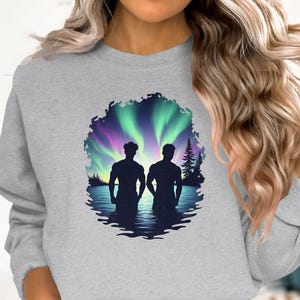 Vibrant Northern Lights Sweatshirt, Cozy and Stylish Pullover, Unique Aurora Borealis Printed Apparel, Perfect Gift, Casual Wear