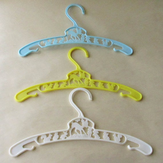 10 Vintage Plastic Childrens Clothes Hangers Hanger W… Gem