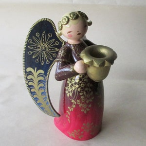 Vintage 6-1/2" Erzgebirge East Germany Wendt and Kühn Expertic Wood Angel Wooden Candle Holder Richly Painted Christmas GDR