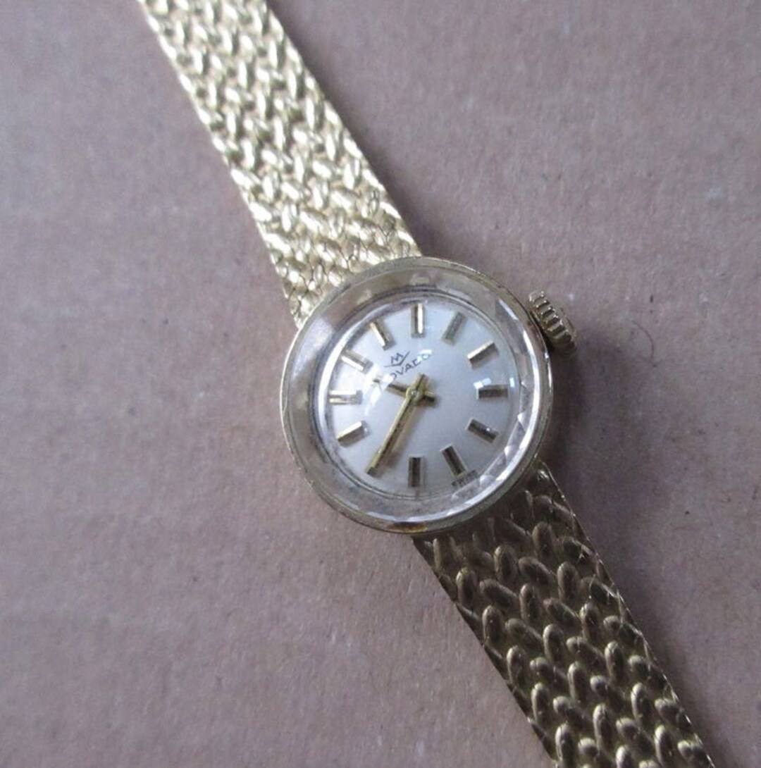 Vintage 14K Gold Movado Ladies Bracelet Wrist Watch Wristwatch Circa