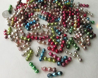 200 Vintage Japan Glass Beads Christmas Garland Triple Bump Bead Make Garlands