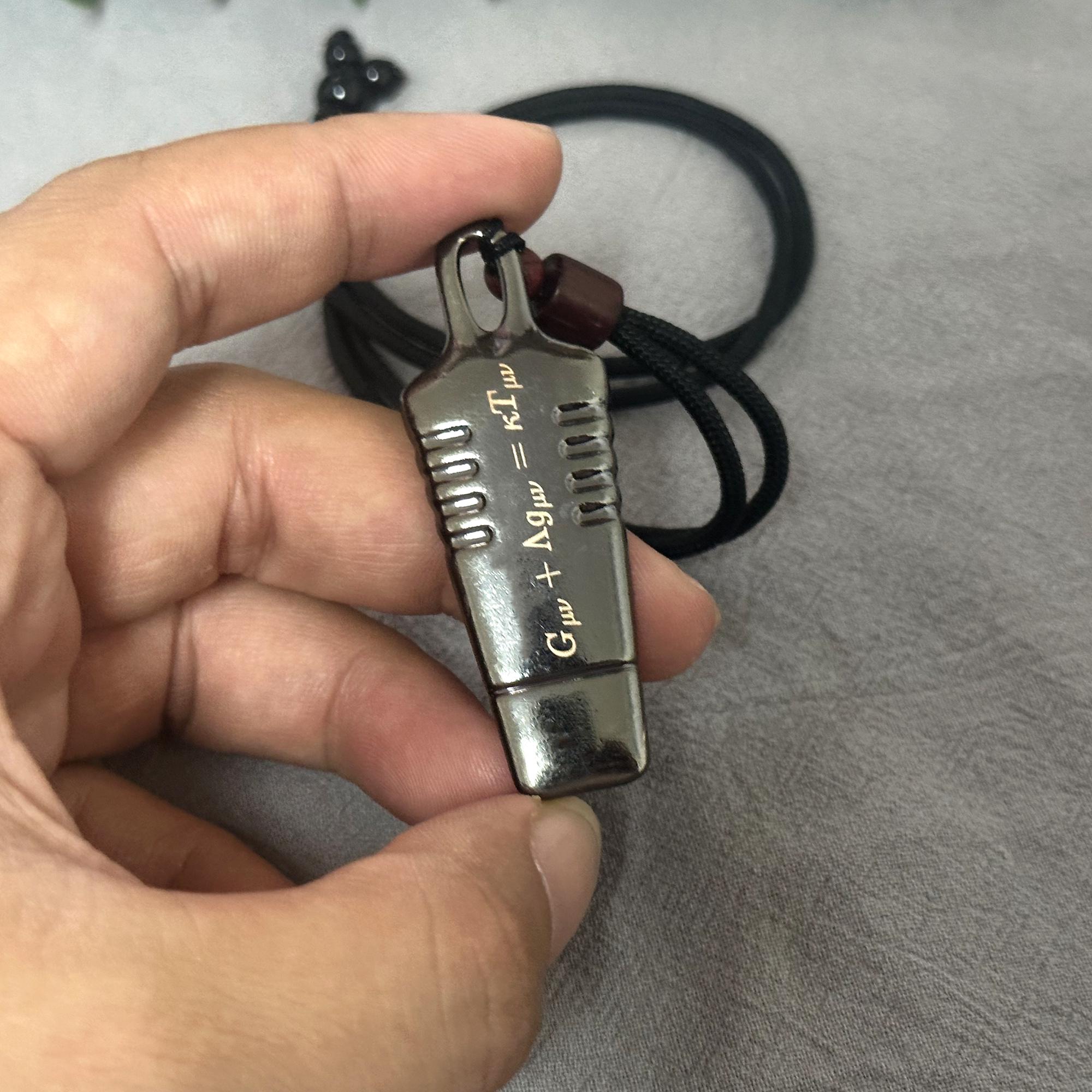 Qpid ネックレス 「DEATH STRANDING」 Death Stranding 2 New Qpid Necklace . Pendant . Holiday Gift