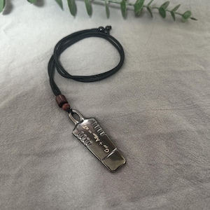 Death Stranding Qpid Necklace - Etsy