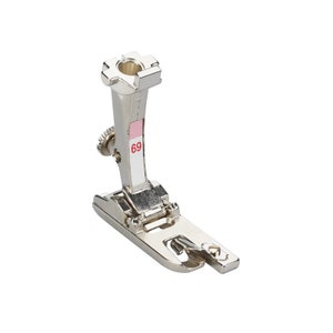 Bernina Hemmer Foot #69: 4mm Rolled Hems for Lightweight Fabrics