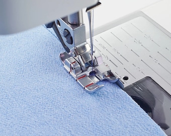 PFAFF Sewing Machine 1/4" Foot with Guide: Precise Seam Attachment