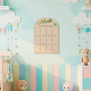 Bilderrahmen für das erste Jahr des Babys, personalisierter Bilderrahmen, monatliche Fortschrittstabelle, Babygeschenk mit 12 Fächern.