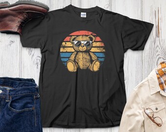 Retro Teddy Bear T-Shirt: Vintage 80s Style Graphic Tee
