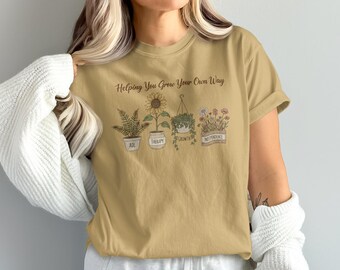 Comfort Colors® hilft Ihnen beim Wachstum, Ergotherapie-Shirt, florales OT-Therapeut-T-Shirt, ästhetische Therapie Geschenk, OT Wertschätzung Shirt