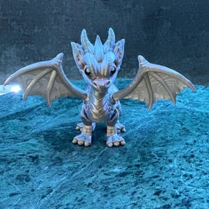 Andarna Iridescent Dragon - Fourth Wing - Emyprean Series Collectible - Fantasy/ Romantasy Gift - Book Lovers - Fourth Wing Fans