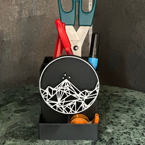 ACOTAR Penholder - Organizer na biurko Night Court Insignia - Prezent dla Dworu Cierni i Róż - Prezent dla Miłośnika Książek Fantasy - Sarah J. Maas