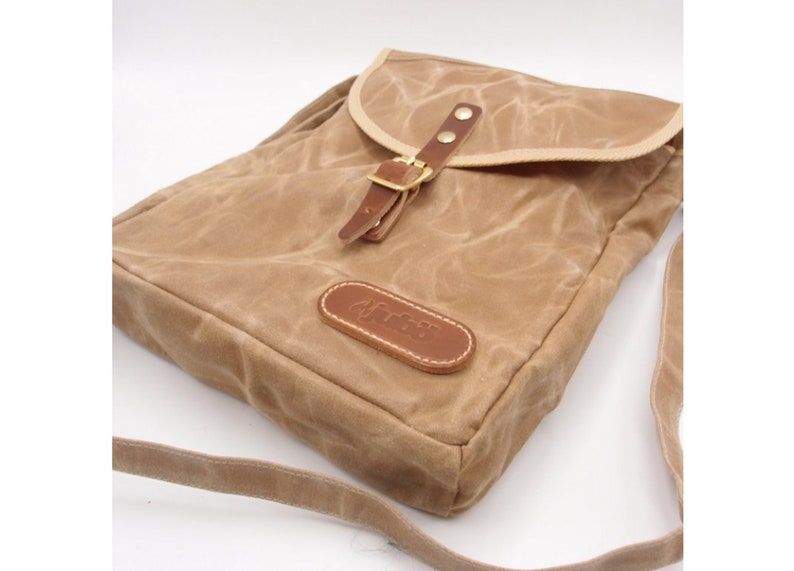 Bolso bandolera Bushcraft WAXED PocketBag Coyote imagen 9