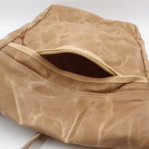 Bolso bandolera Bushcraft WAXED PocketBag Coyote imagen 6