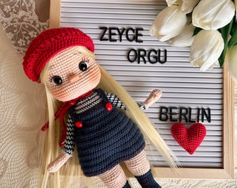 Berlin doll