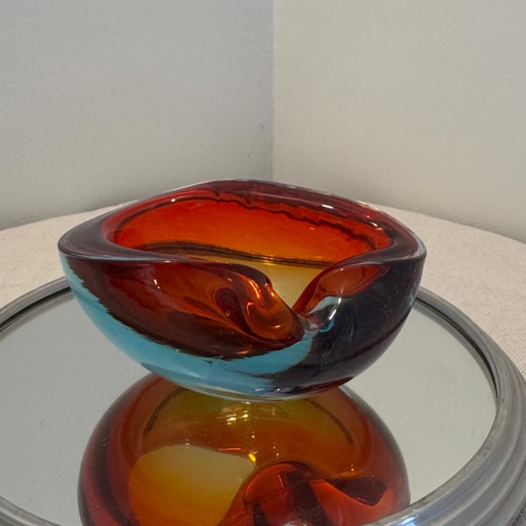 ムラーノ ソメルソガラス キャッチオール灰皿 – 赤琥珀色ターコイズ