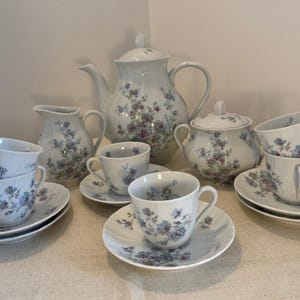 Bernardaud Limoges Gabrielle Coffee Set – 15 pcs – Vintage French Porcelain – 1960s