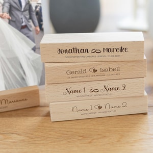 Personalisierbare Fotohalter mit Wunschtext für Hochzeiten | Wunschgravur | Holz | Geschenk zur Hochzeit | Kartenständer | Platzkarten
