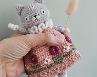 Rosa the Cat Crochet Pattern. Instant PDF Download. Cute kitten Amigurumi Pattern.