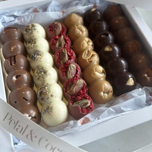 Artisan Belgian Handmade Chocolate Bars or Gift Box set Flavors, Nuts, Floral, and Fruits |birthday|personalized|thank you|any occasion
