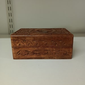 Vintage handmade wooden jewellery box - hand carved jewellery box