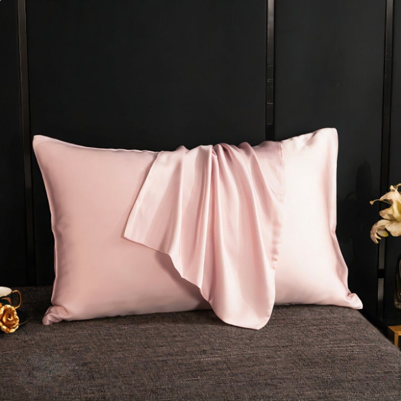 Luxe kussenslopen van 100% moerbeizijde om te slapen, kussenslopen van hoge kwaliteit. Pink